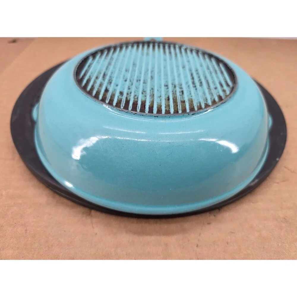 Vintage LE CREUSET Cast Iron Enamel Skillet Pan Turquoise 8 1/2